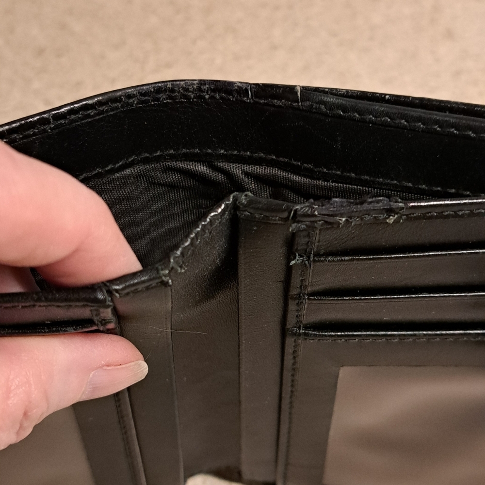 Salvatore Ferragamo Leather Wallet - Picture 8 of 12
